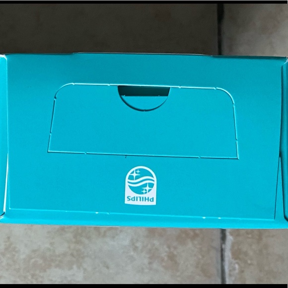 BNIB Philips Sonicare for Kids Bluetooth Rechargeable Electric Toothbrush BLUE - Picture 6 of 8